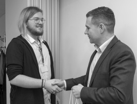 Uczestnik I etapu zawodów centralnych VIII edycji Olimpiady Statystycznej z Z-cą dyr, Urzędu Statystycznego w Poznaniu