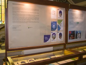 29. Poznański Przegląd Książki Naukowej - gablota Urzędu Statystycznego w Poznaniu